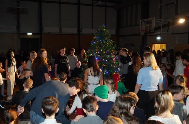 Vel heppnuð Jólahátíð Akurskóla