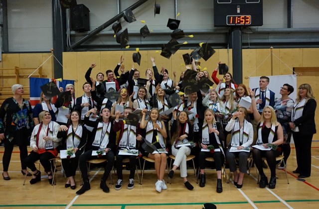 Skólaslit Akurskóla og útskrift 2018