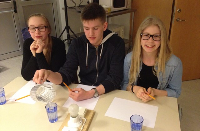 Akurskólaliðið keppti til úrslita í Gettu enn betur