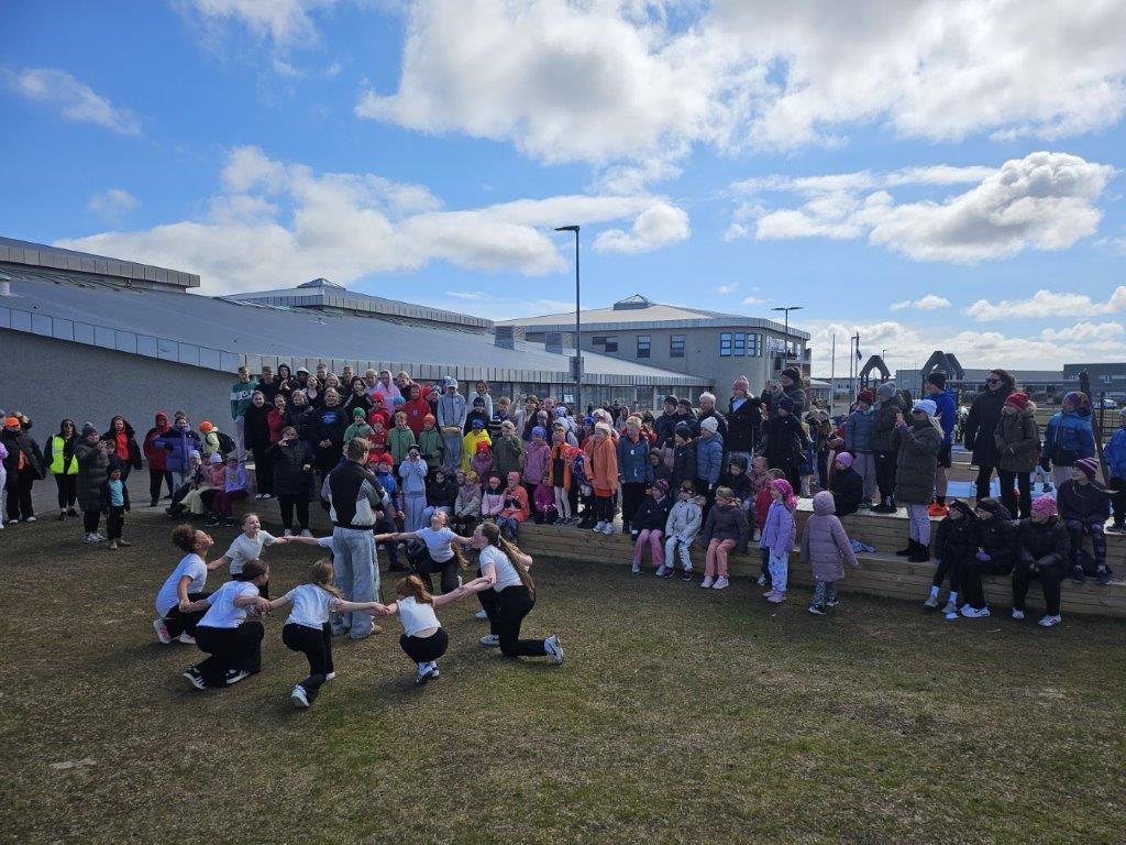 Þemadagar og Vorhátíð í Akurskóla