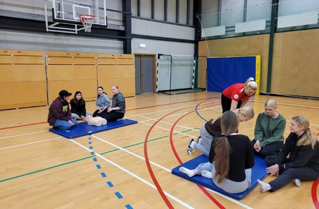 Heimsókn frá Suðurnesjadeild Rauða krossins