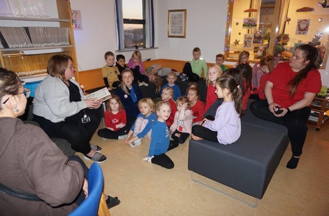 Leikskólabörn í heimsókn