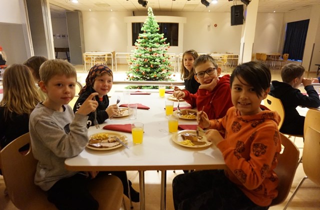 Hátíðarmatur í Akurskóla