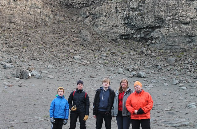 Akurskóli á iði - Háleyjarbunga