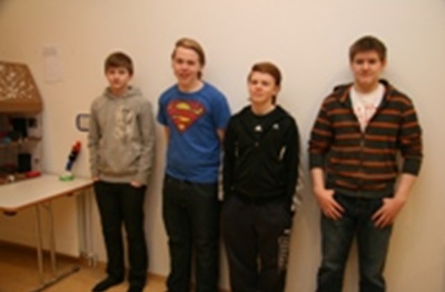 Lið Akurskóla í 2. sæti í Gettu ennþá betur.