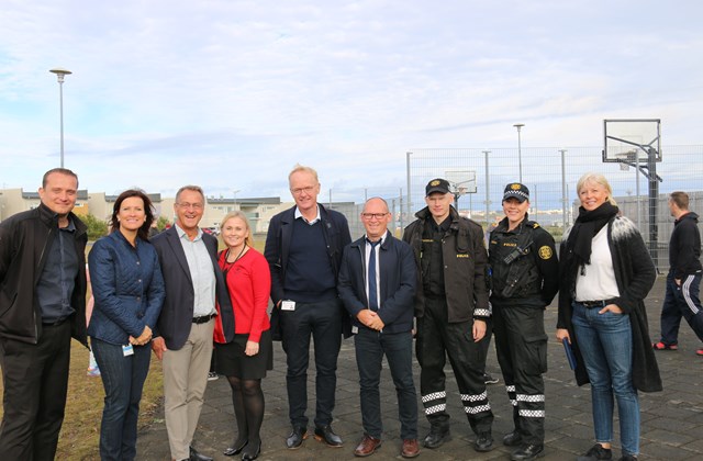 Setning Göngum í skólann