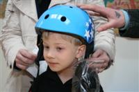 Kiwanisklúbburinn gefur hjálma.