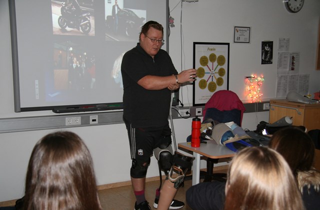 Benni Kalli heimsækir 10. bekk