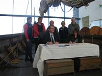 Magma Energy styrkir uppbyggingu útikennslustofunnar í Narfakotsseylu