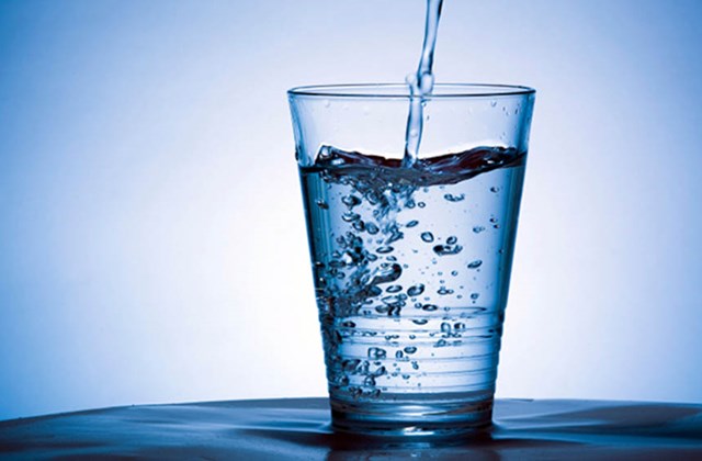 Ekkert kalt vatn - skólinn lokaður